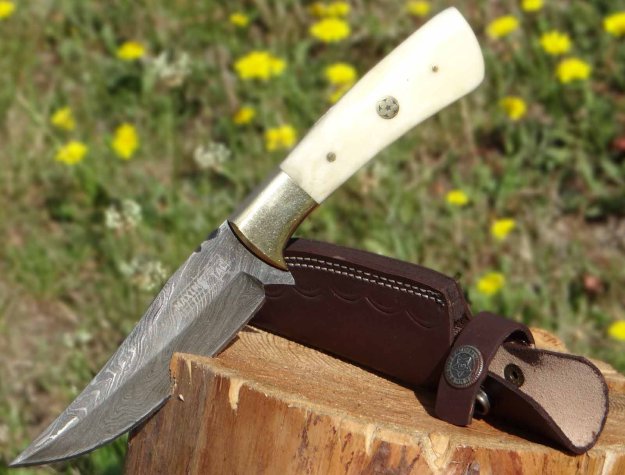 Damastmesser | Jagdmesser 224mm, Griff aus Kamelknochen, Handarbeit + Lederscheide